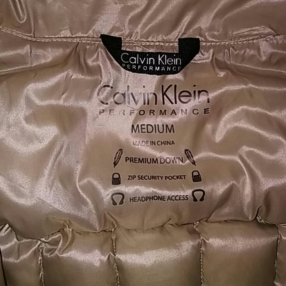 Calvin Klein performance - Picture 2 of 4